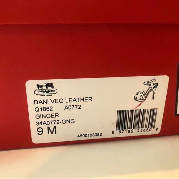 ✨SOLD‼️Like New In the box-Coach High Heel Sandals size 9 - Picture 4 of 4
